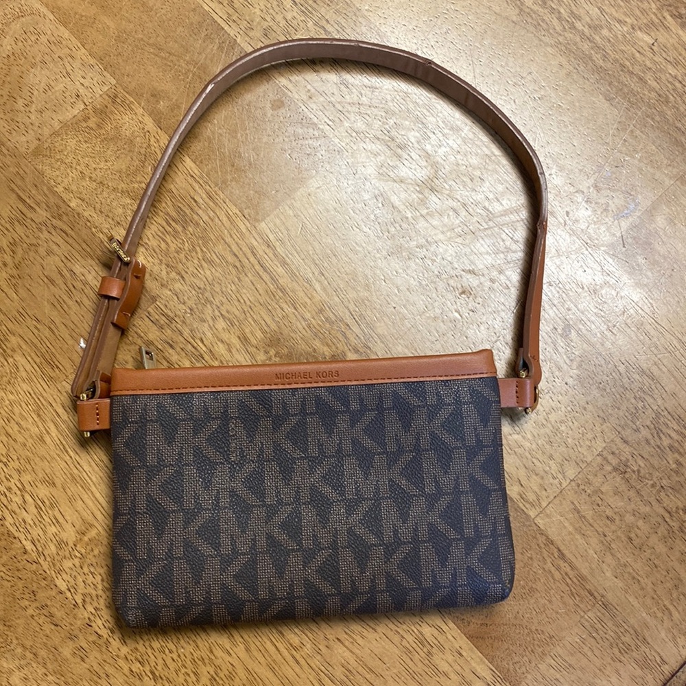 Michael Kors wristlet!